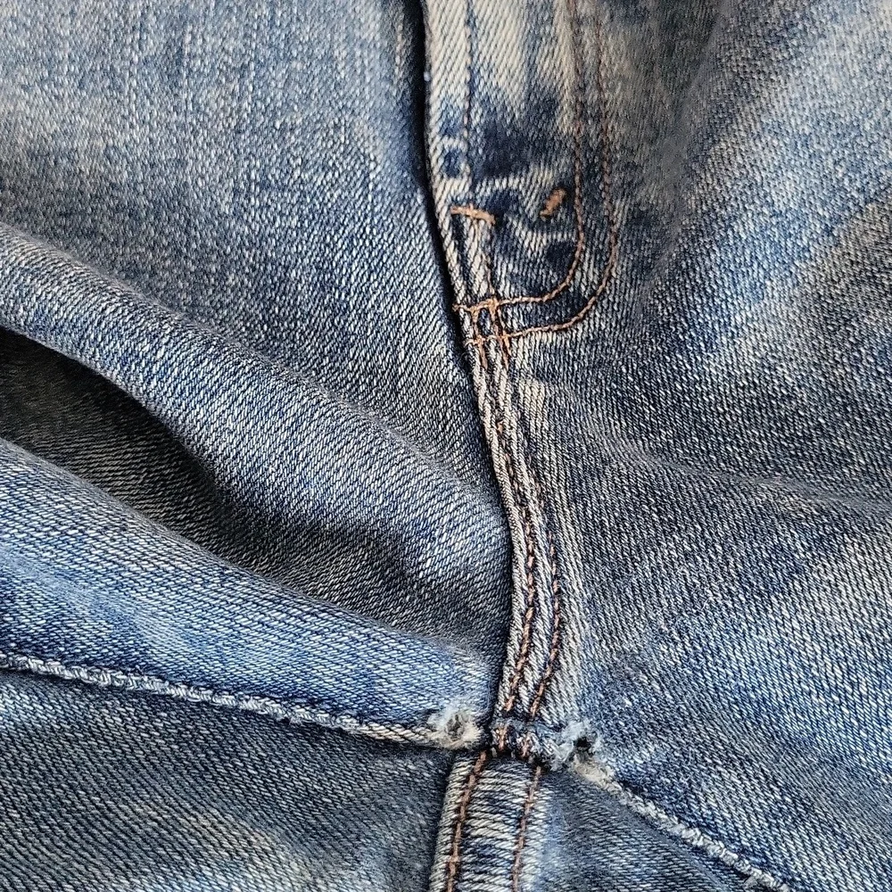 MOTHER Rascal Ankle Fray Jeans - Picture 12 of 12